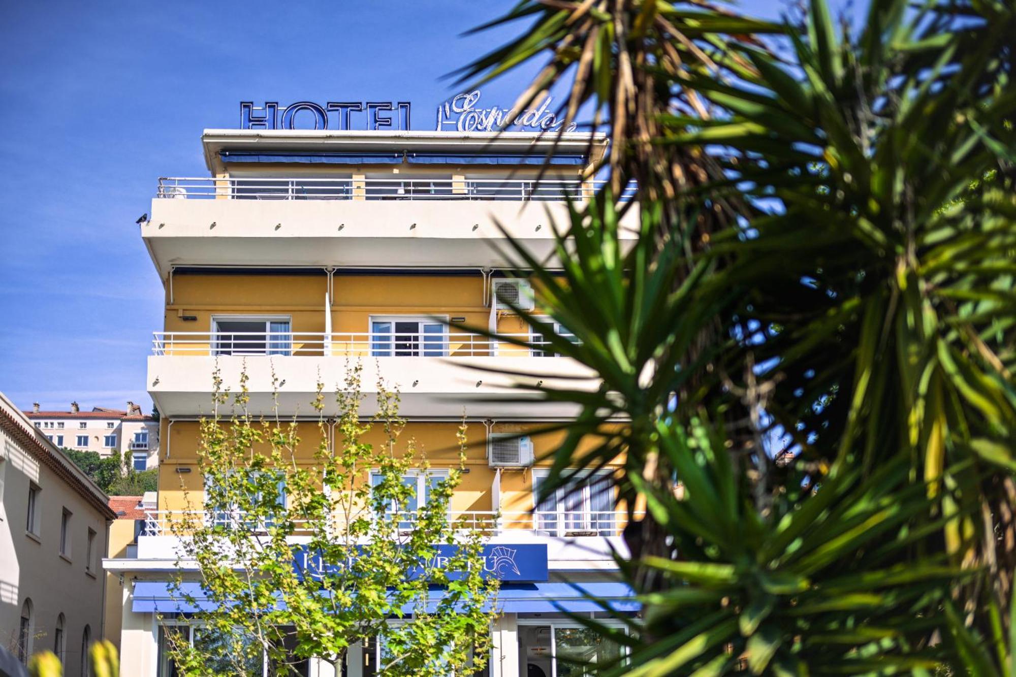 Hotel Espadon Bleu Ле-Лаванду Экстерьер фото