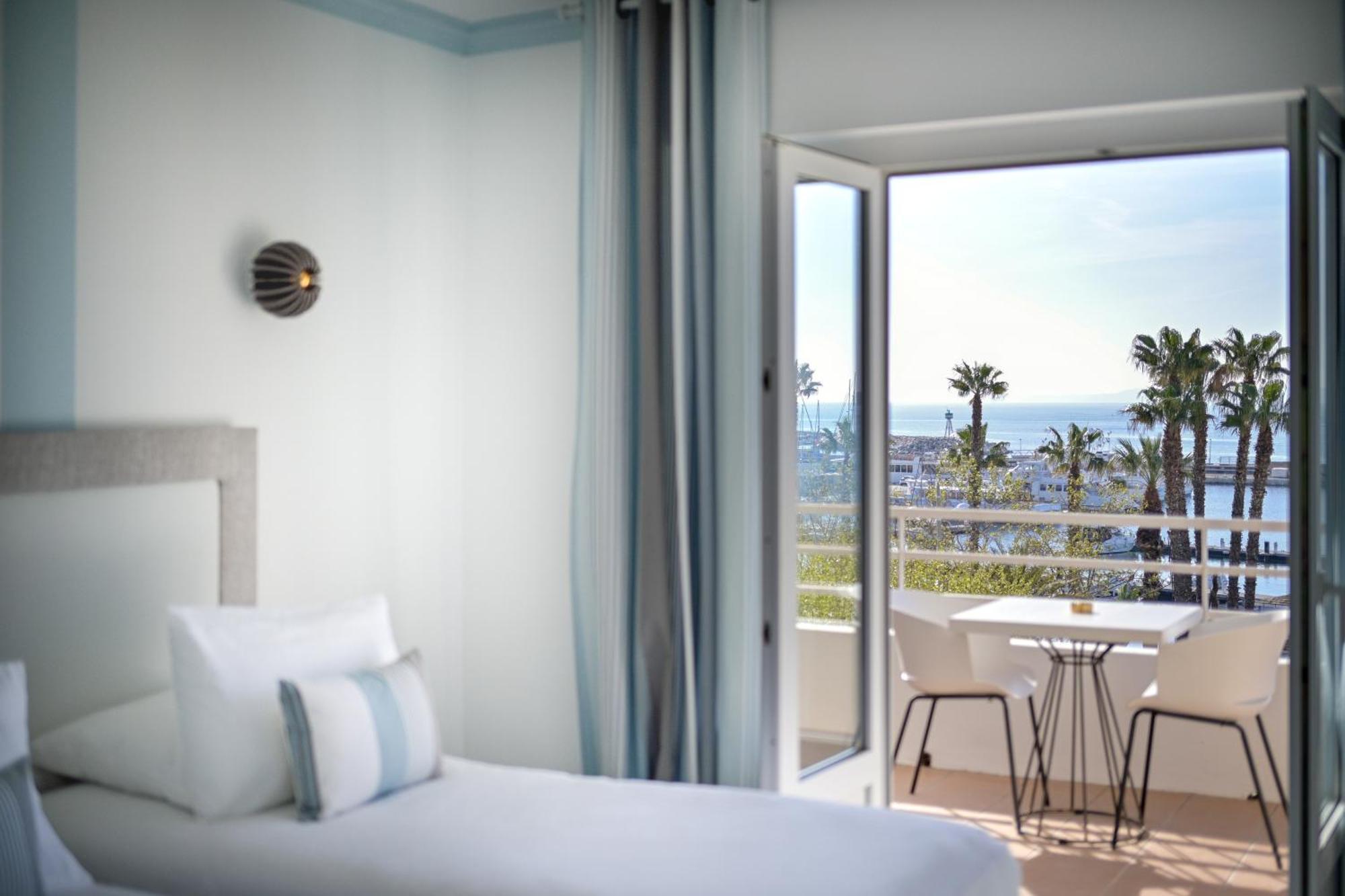 Hotel Espadon Bleu Ле-Лаванду Экстерьер фото